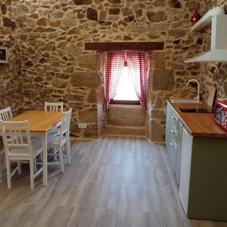 Apartamentos Muralla Sacra Sober Exteriér fotografie