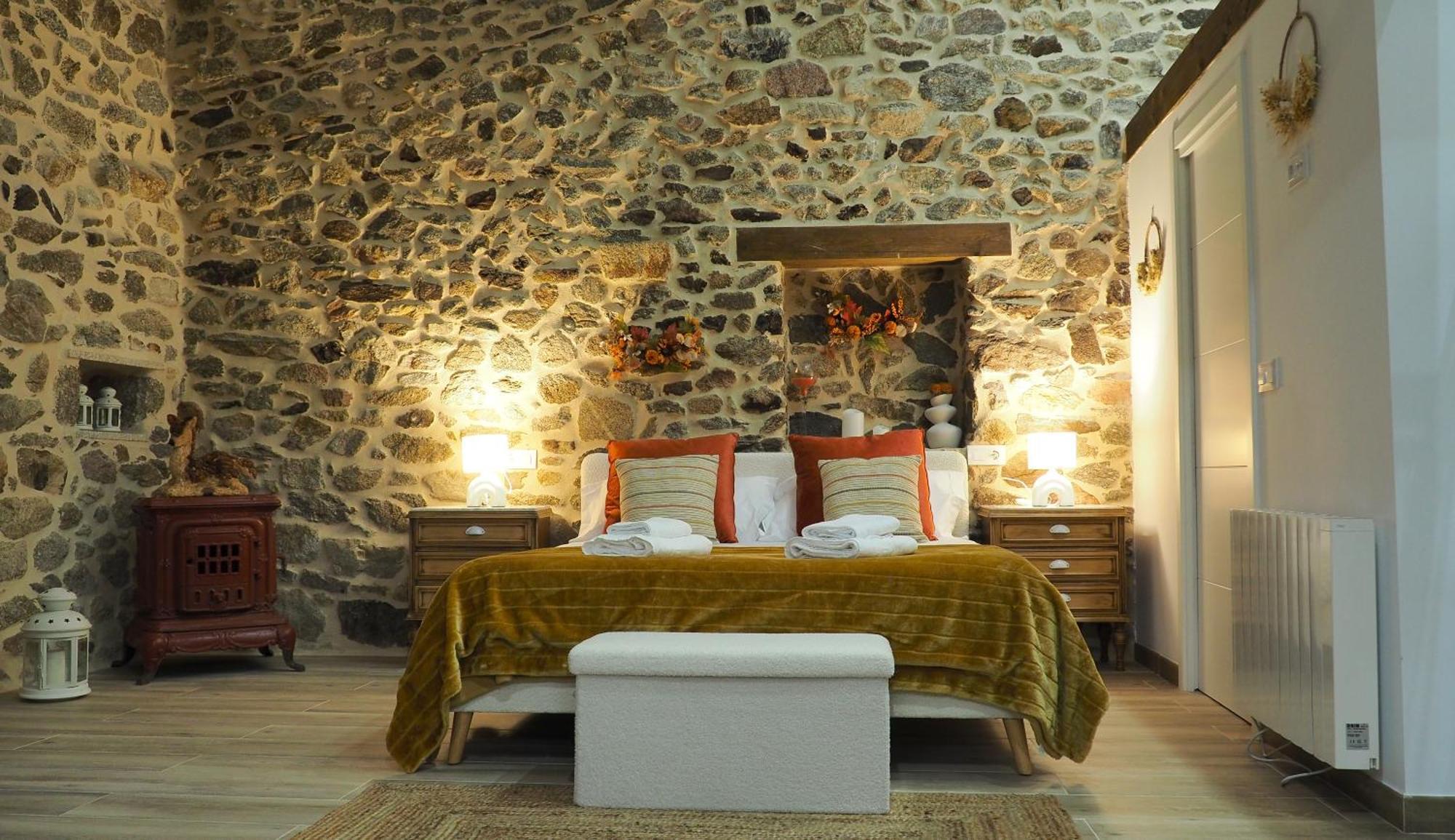 Apartamentos Muralla Sacra Sober Exteriér fotografie
