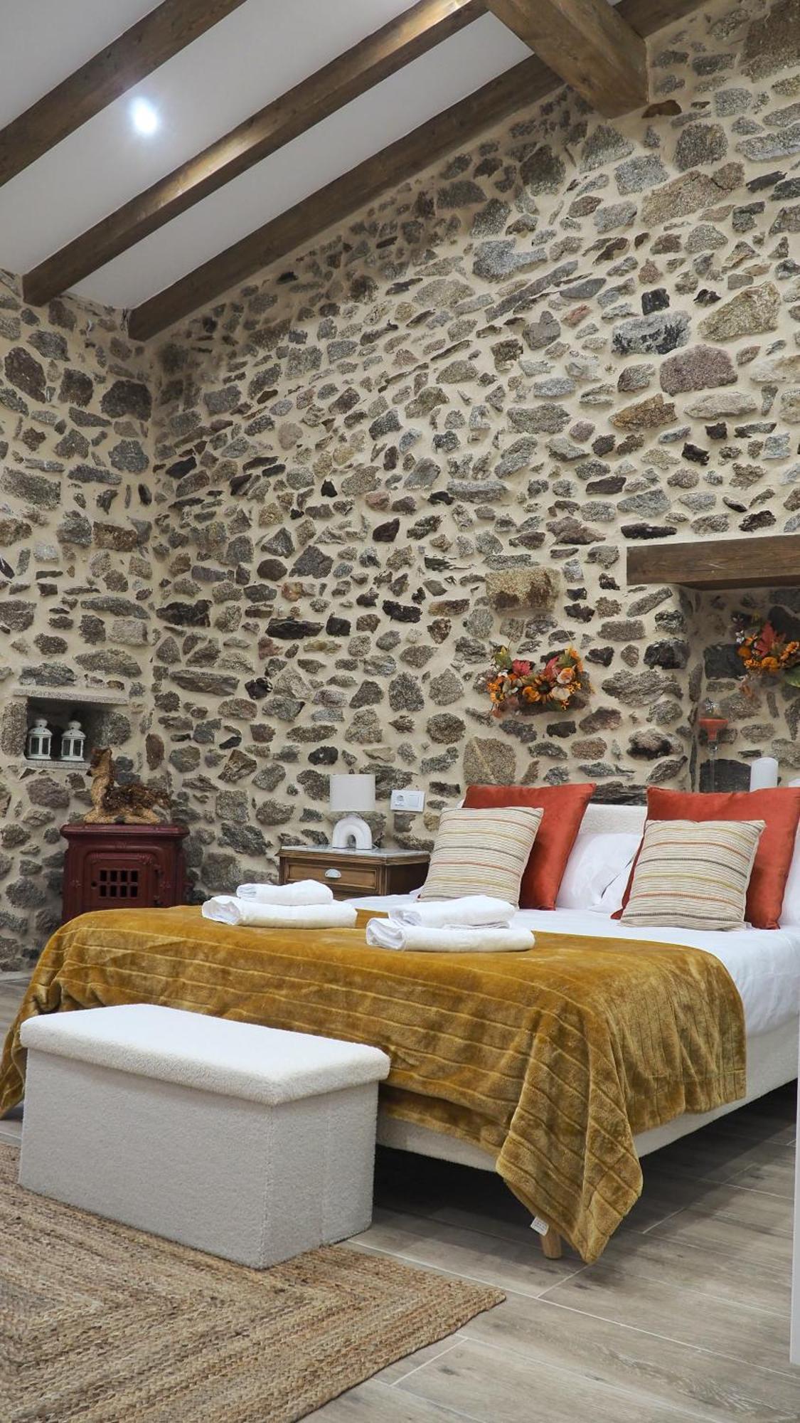 Apartamentos Muralla Sacra Sober Exteriér fotografie