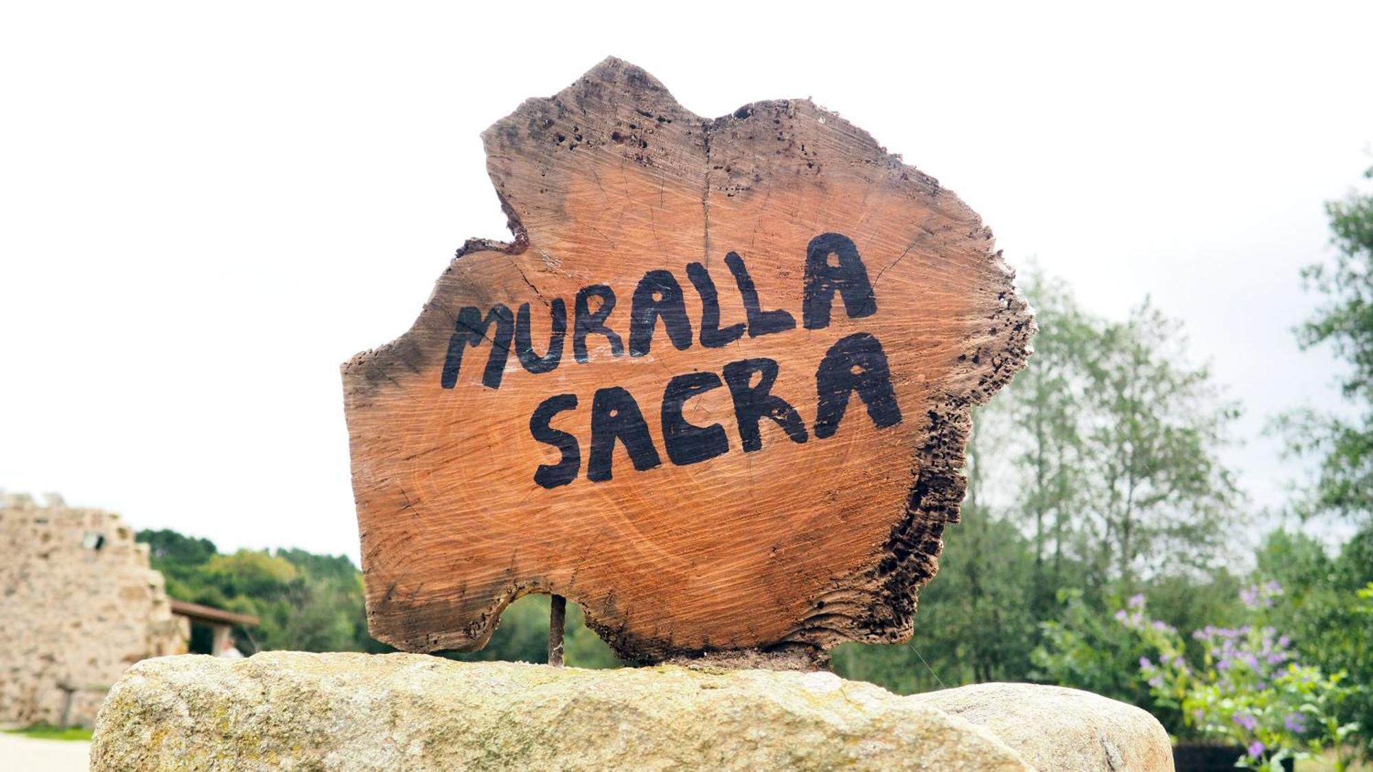Apartamentos Muralla Sacra Sober Exteriér fotografie