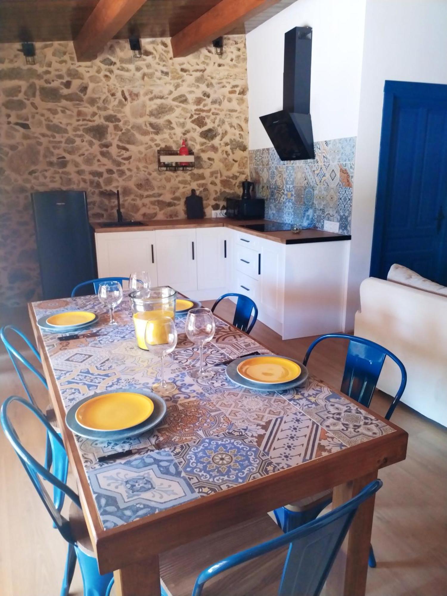 Apartamentos Muralla Sacra Sober Exteriér fotografie